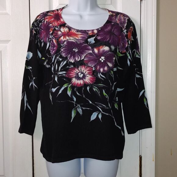 Pierri  New York  embellished  light weight sweater  Sz M - Picture 1 of 4